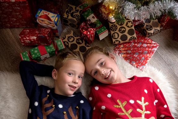 Kinderen onder kerstboom | Ferienresort Bad Bentheim
